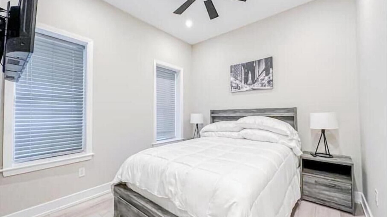 Photo of Bedroom in Gayborhood