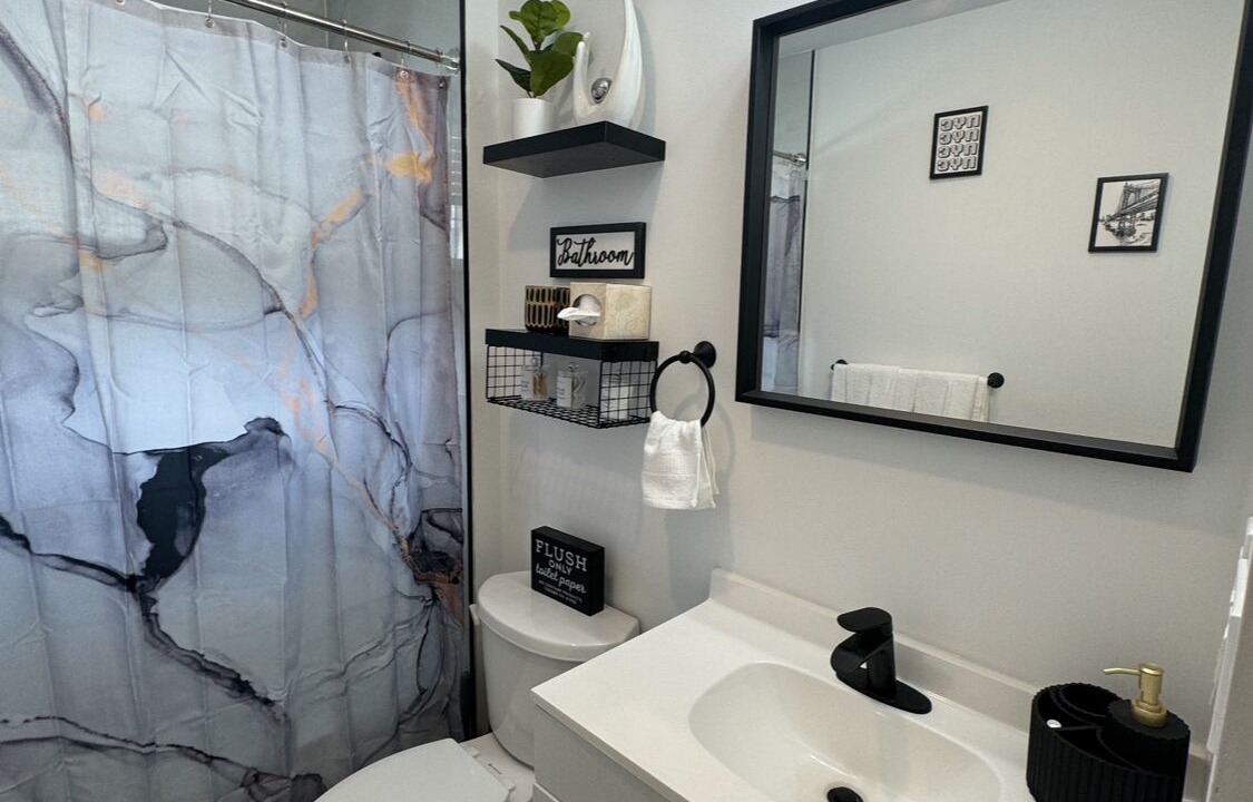 Photo of Bathroom in Elizabeth