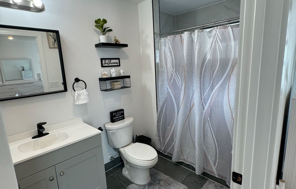 Photo of Bathroom in Elizabeth