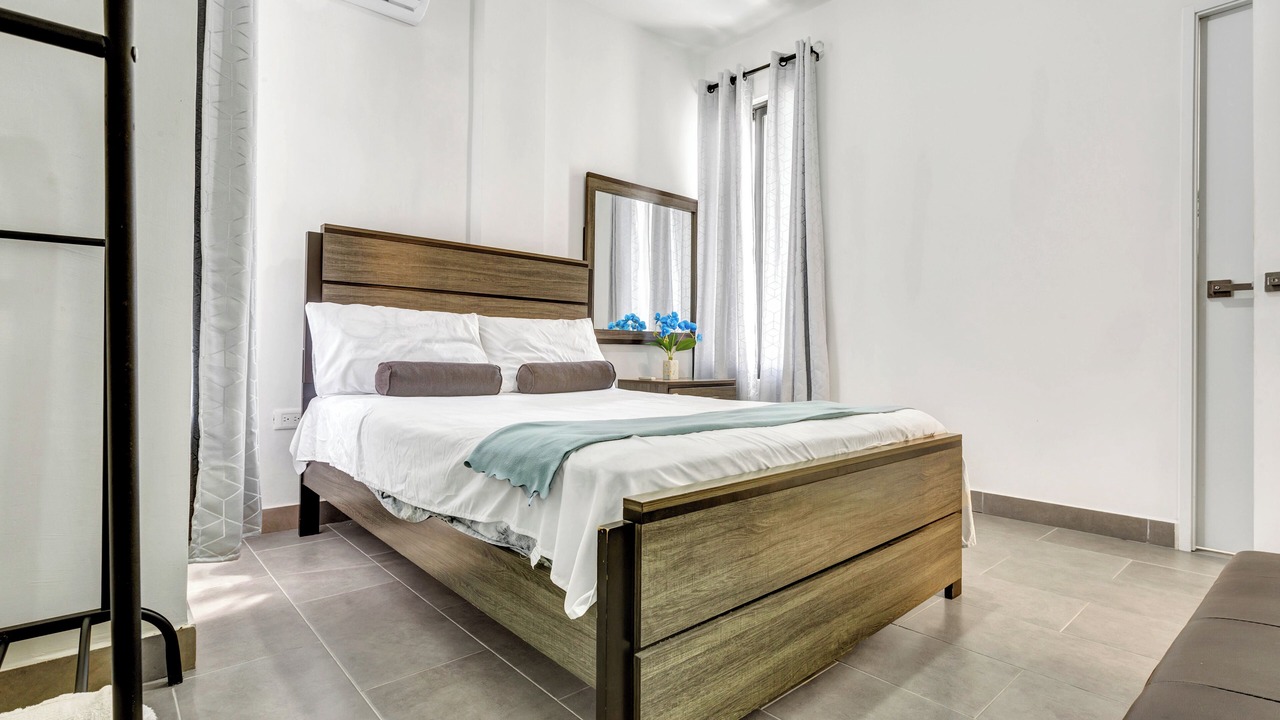 Photo of Bedroom in Fordham