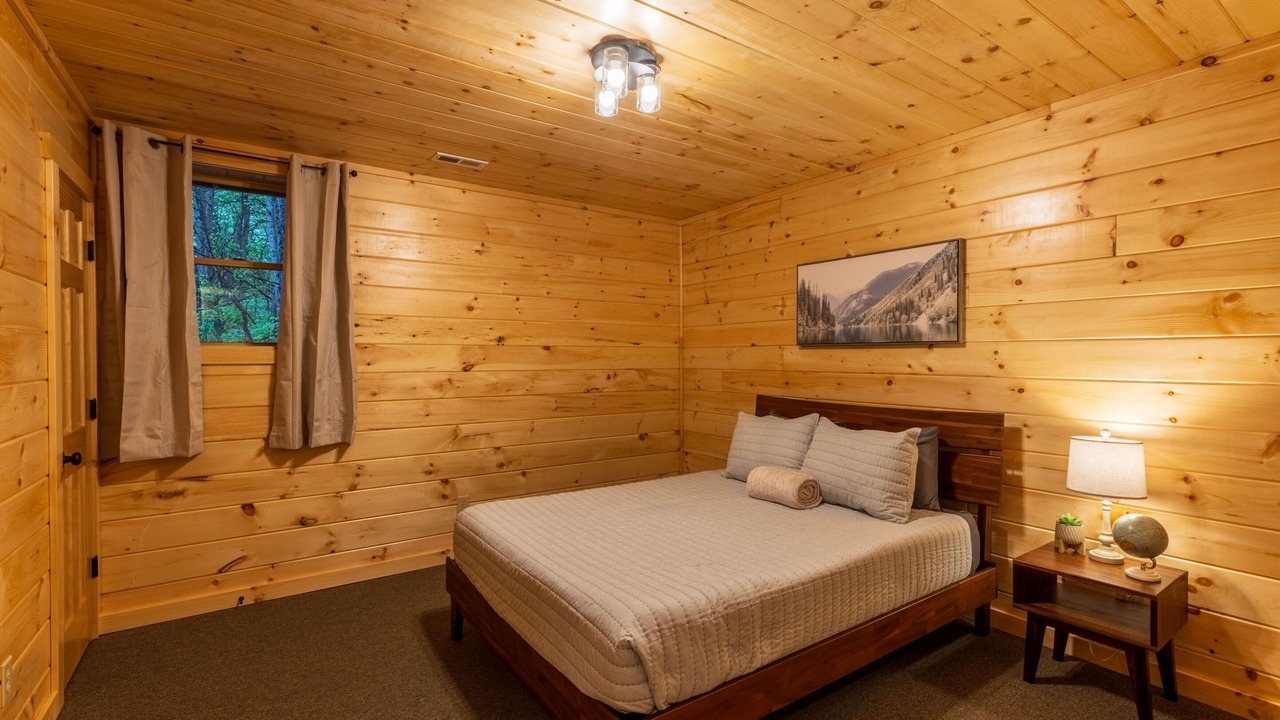 Photo of Bedroom in Logan