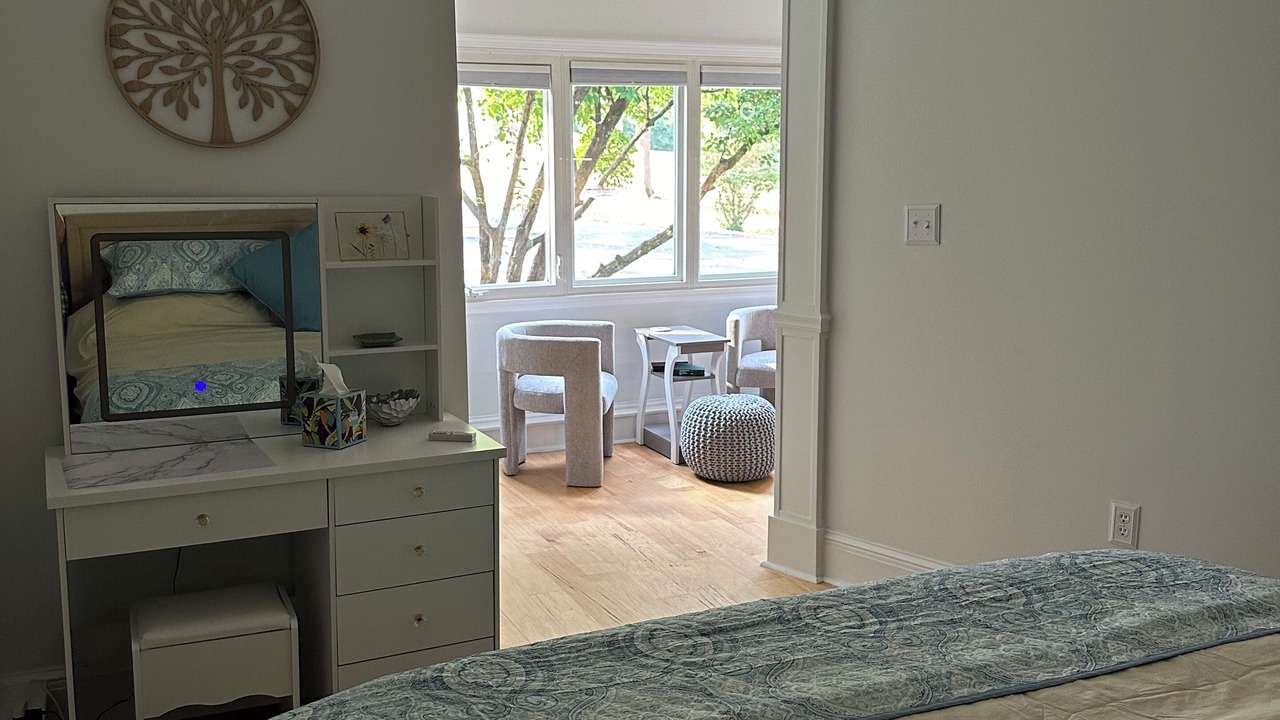 Photo of Bedroom in Oak Hill