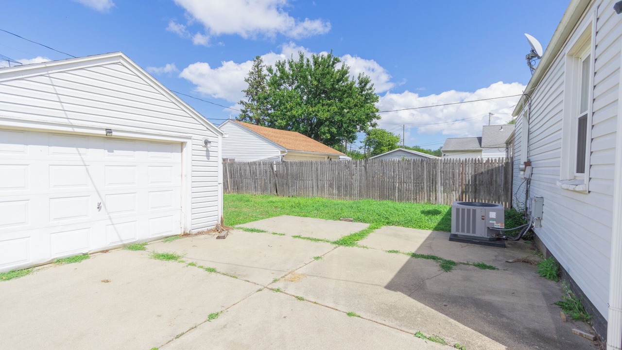 Photo of Outdoor in Toledo