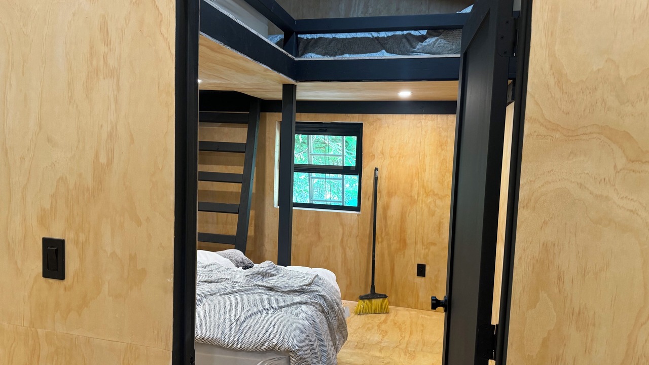 Photo of Bedroom in Champion