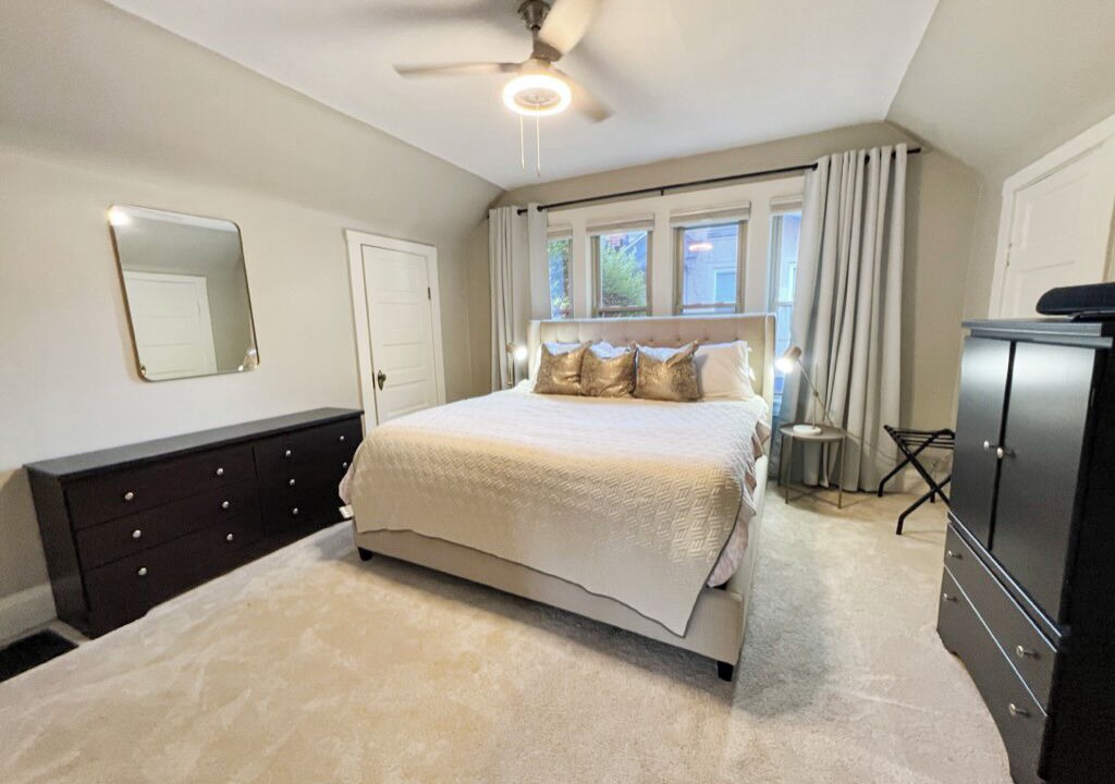 Photo of Bedroom in Oakley