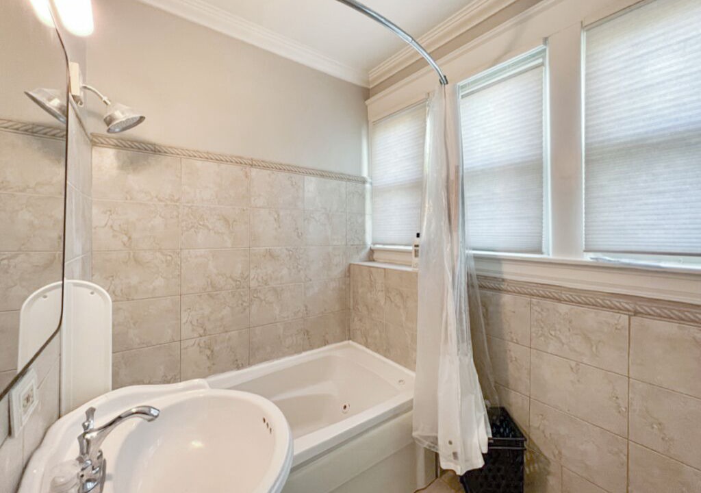 Photo of Bathroom in Oakley