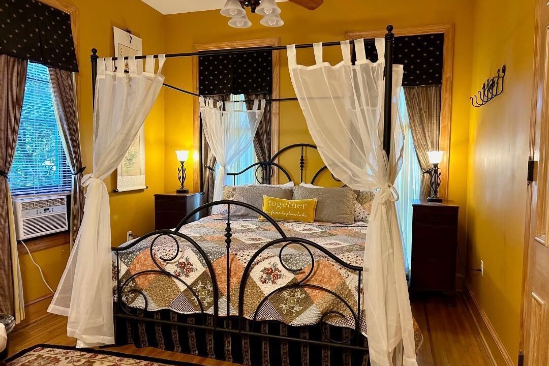 Photo of Bedroom in Adamstown