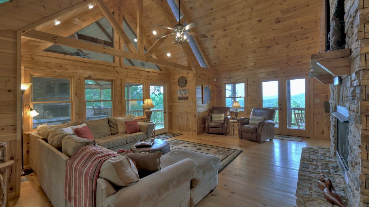 Photo of Livingroom in Raccoon Ridge