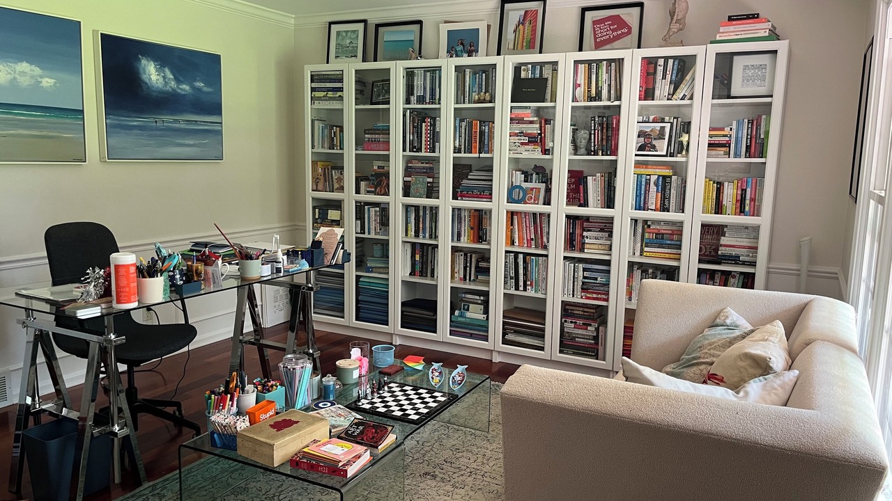 Photo of Livingroom in Moreland Hills
