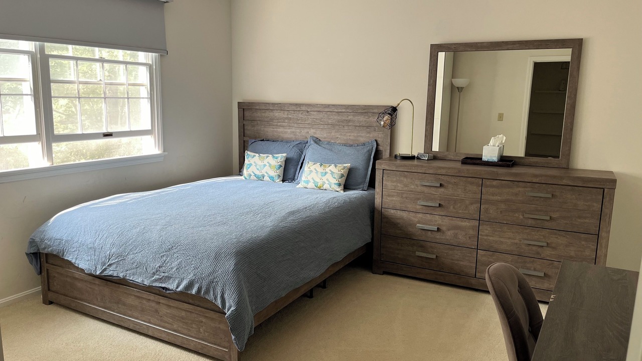 Photo of Bedroom in Moreland Hills