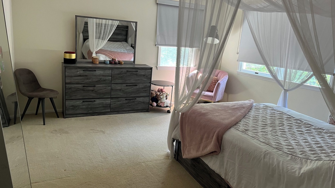 Photo of Bedroom in Moreland Hills