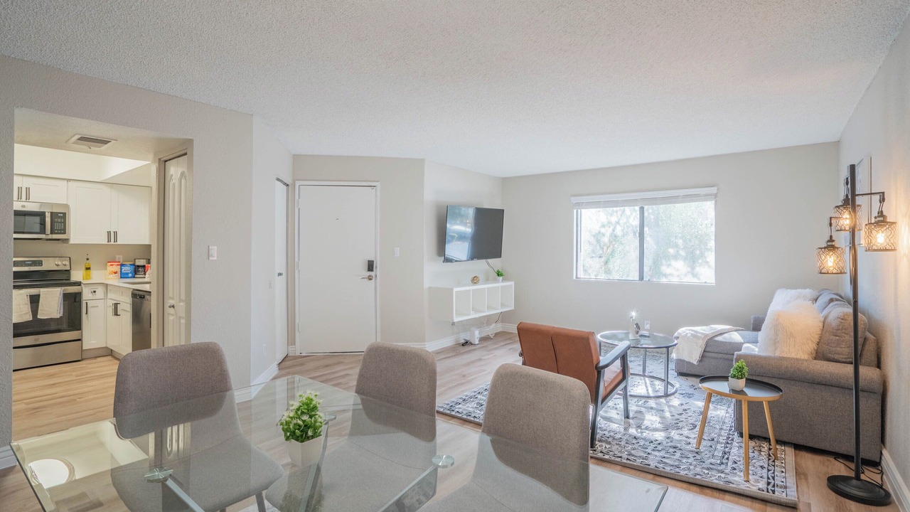Photo of Livingroom in Cox Heights