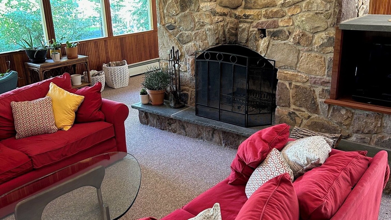 Photo of Livingroom in Eagles Mere