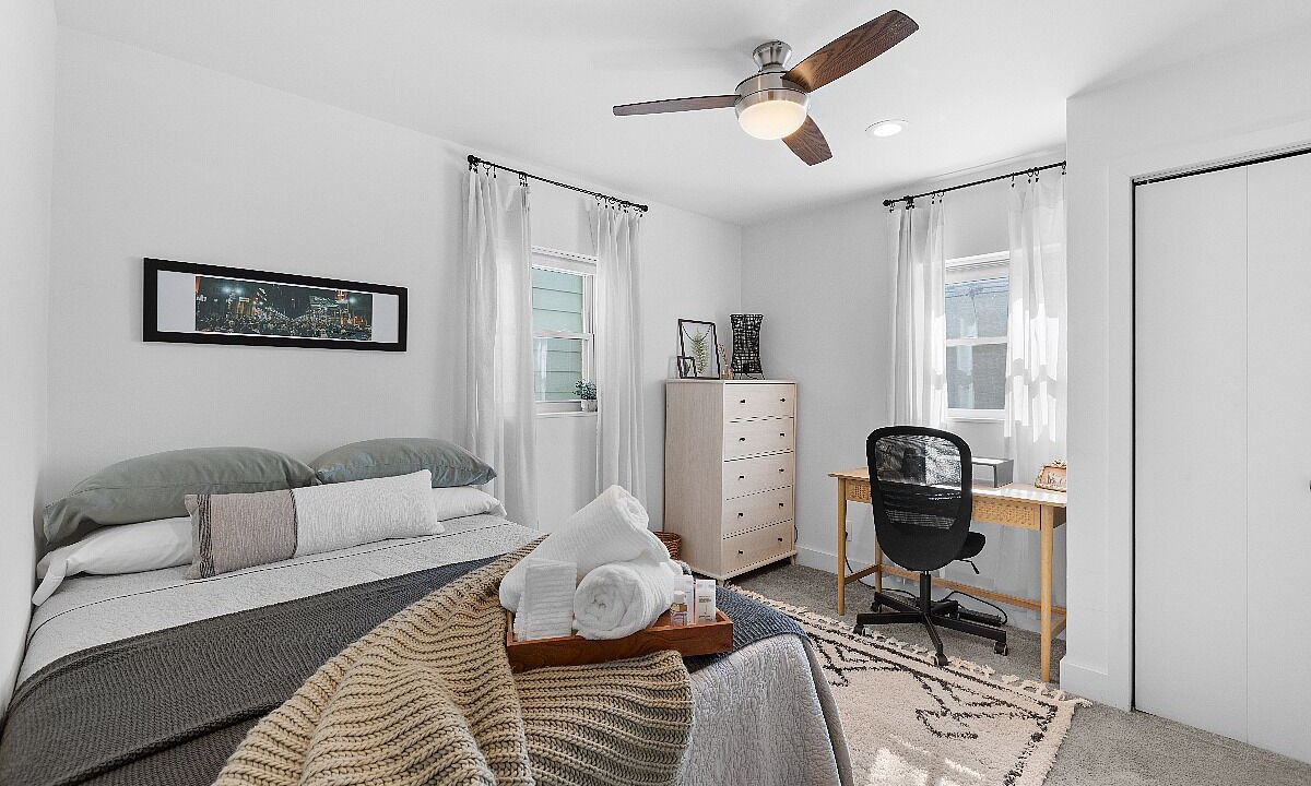 Photo of Bedroom in Whitman