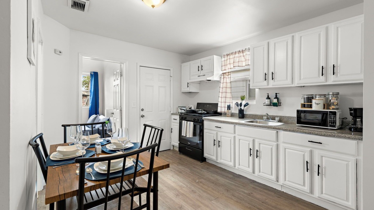 Photo of Kitchen in Weequahic