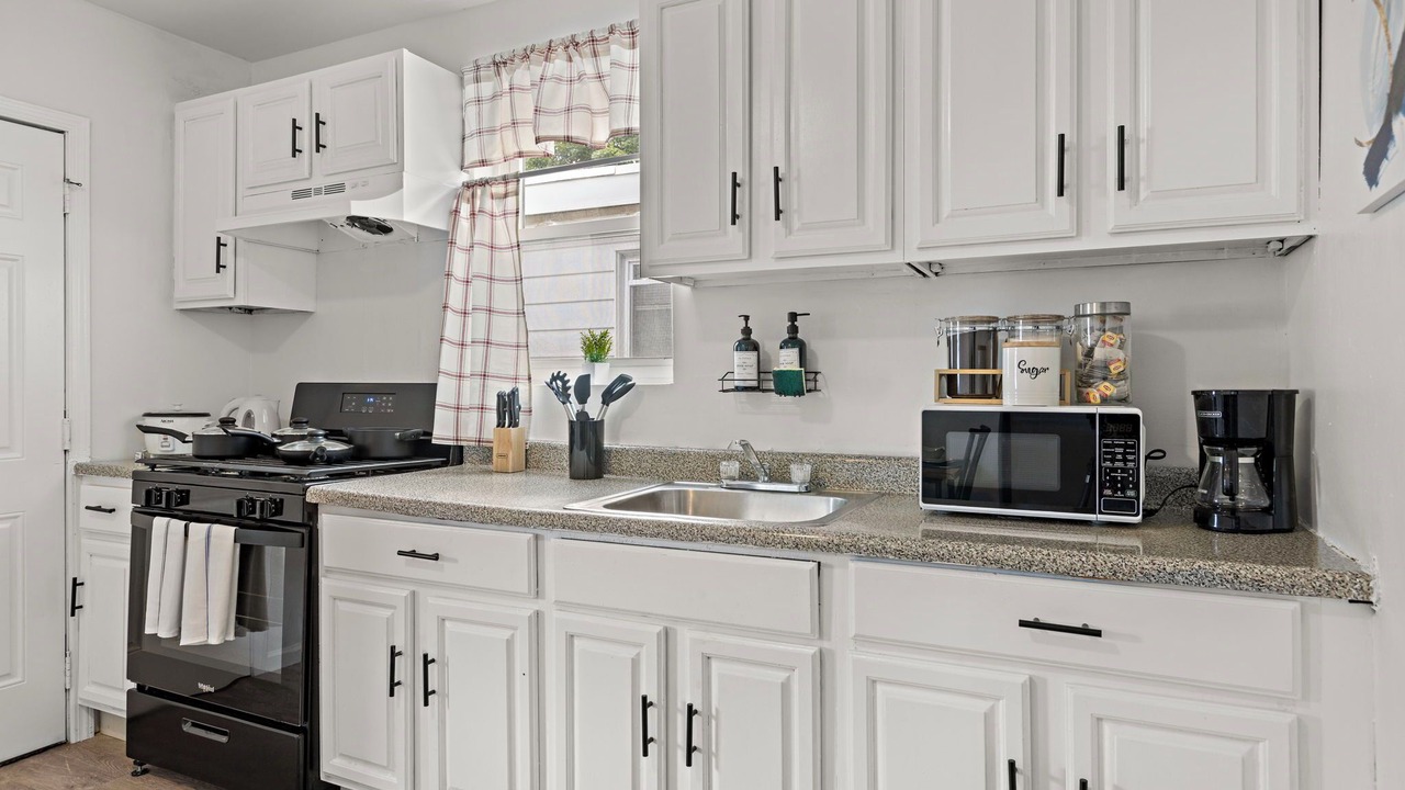 Photo of Kitchen in Weequahic