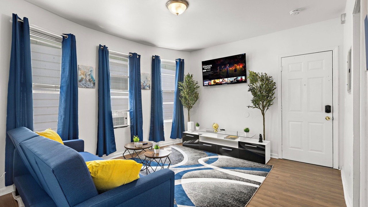Photo of Livingroom in Weequahic
