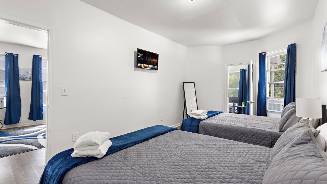 Photo of Bedroom in Weequahic
