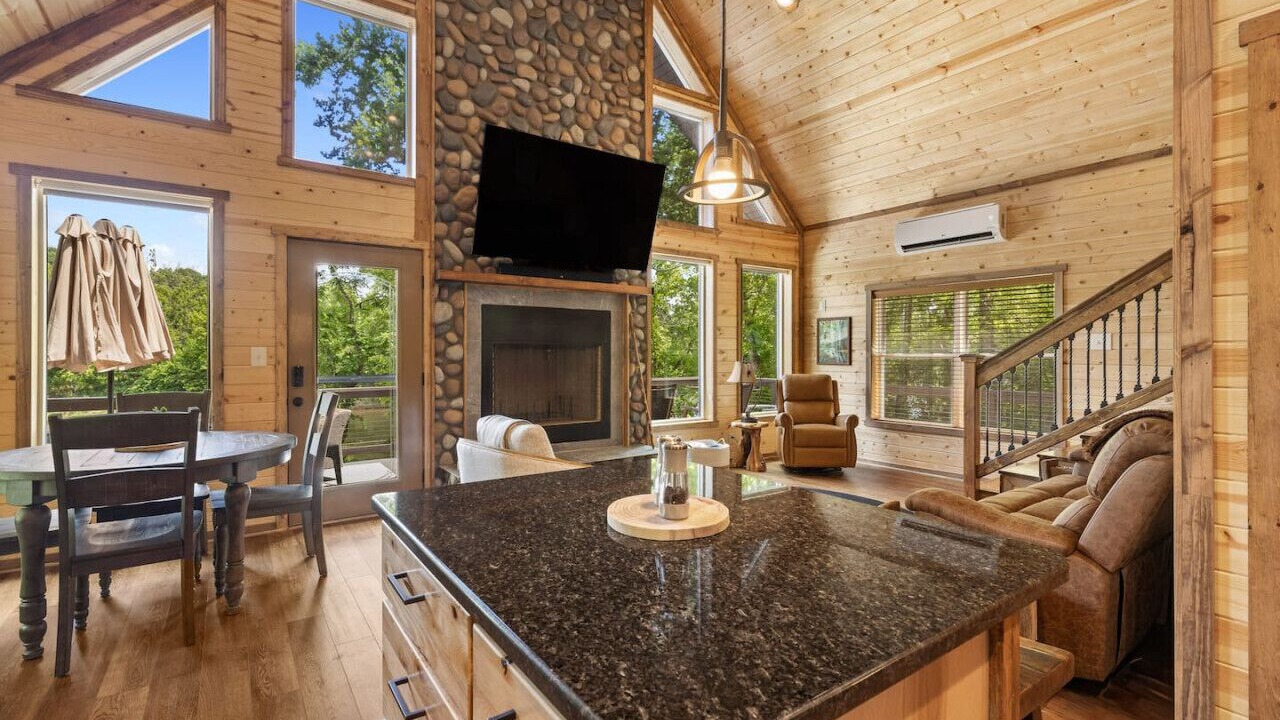 Photo of Bedroom in Luray