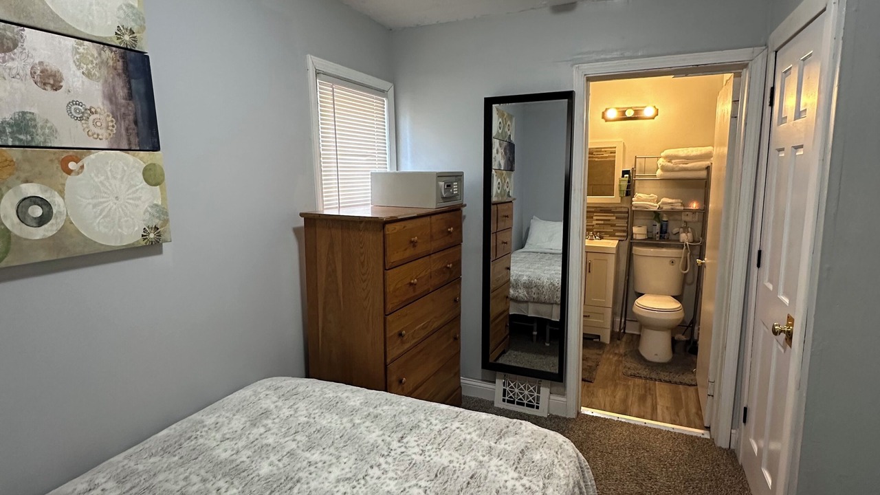 Photo of Bedroom in Cleveland