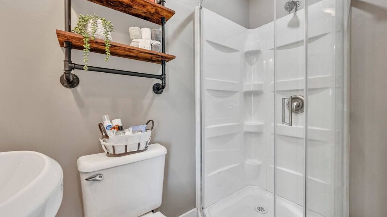 Photo of Bathroom in Pine Grove