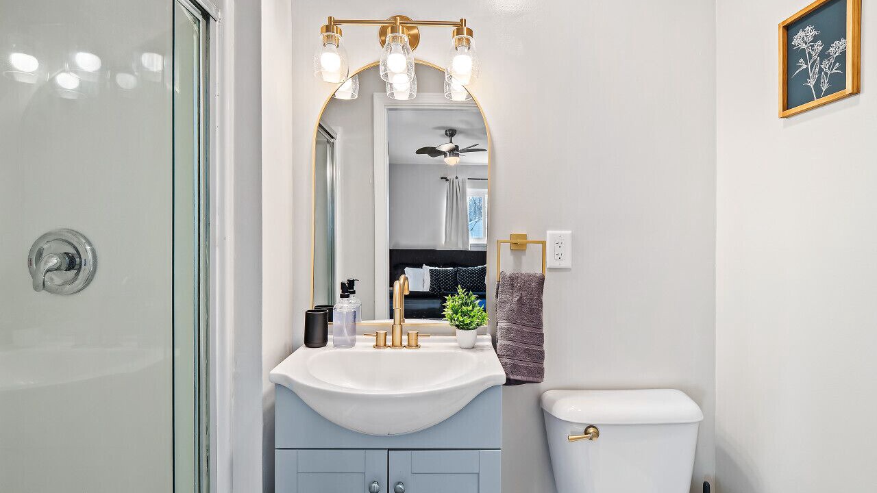 Photo of Bathroom in Northwest Akron