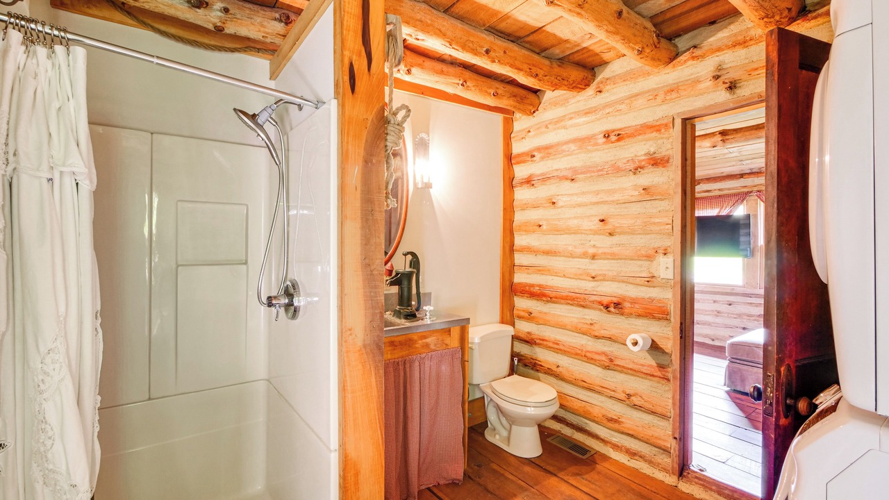 Photo of Bathroom in Paris