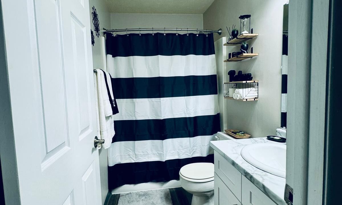 Photo of Bathroom in Monroeville