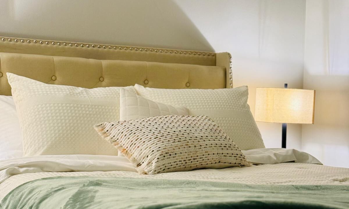 Photo of Bedroom in Monroeville