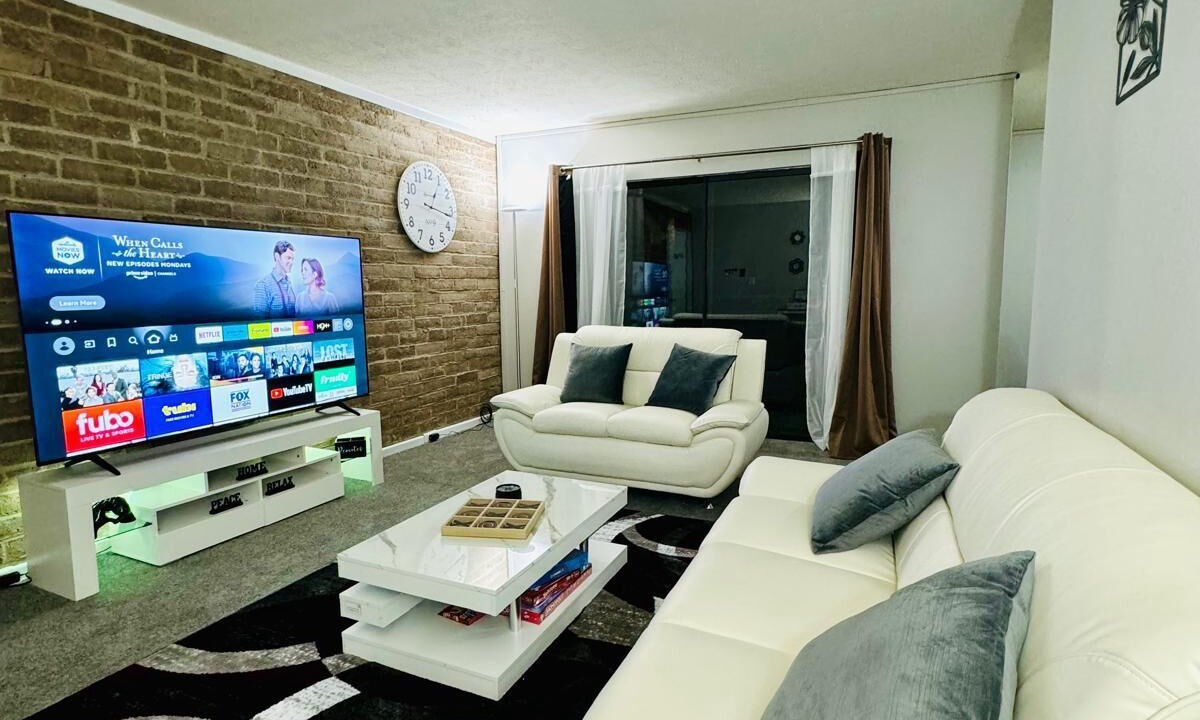Photo of Livingroom in Monroeville