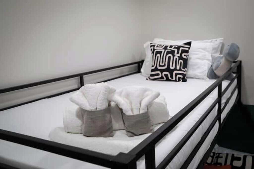 Photo of Bedroom in Cleveland