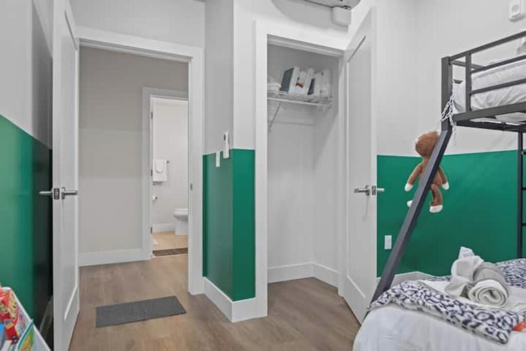Photo of Bedroom in Cleveland