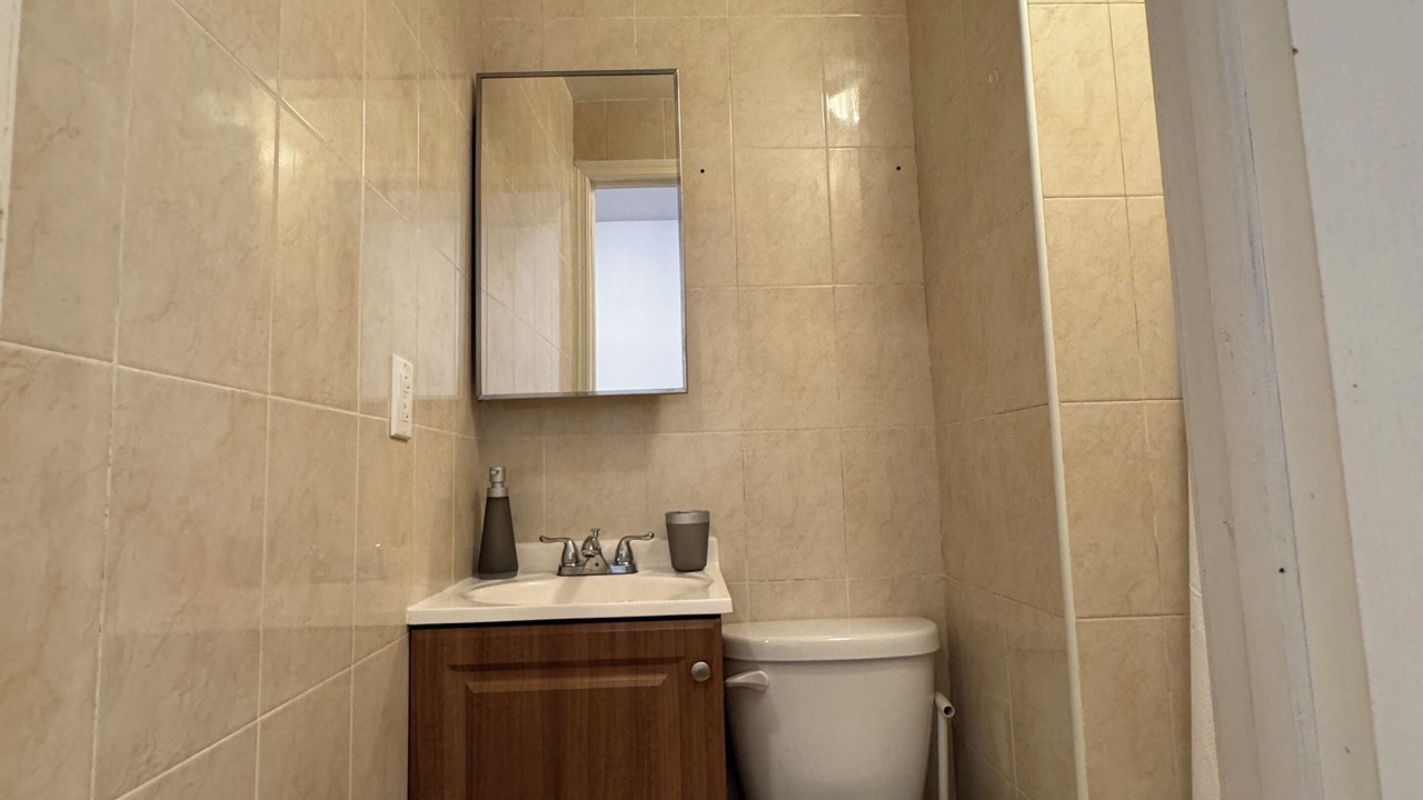 Photo of Bathroom in Chinatown
