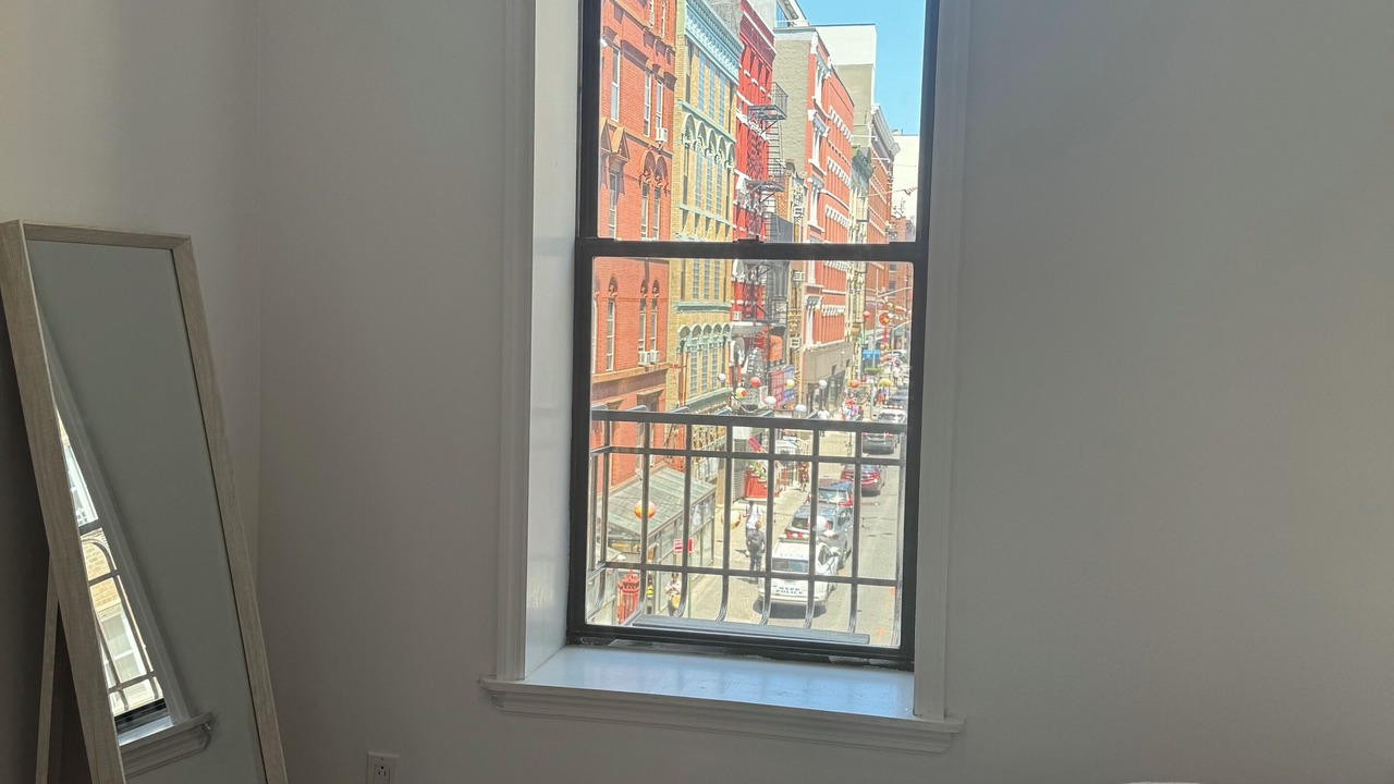 Photo of Bedroom in Chinatown