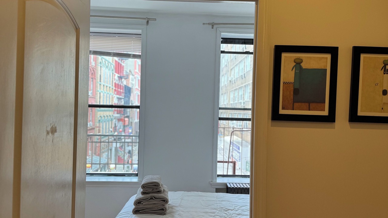 Photo of Bedroom in Chinatown