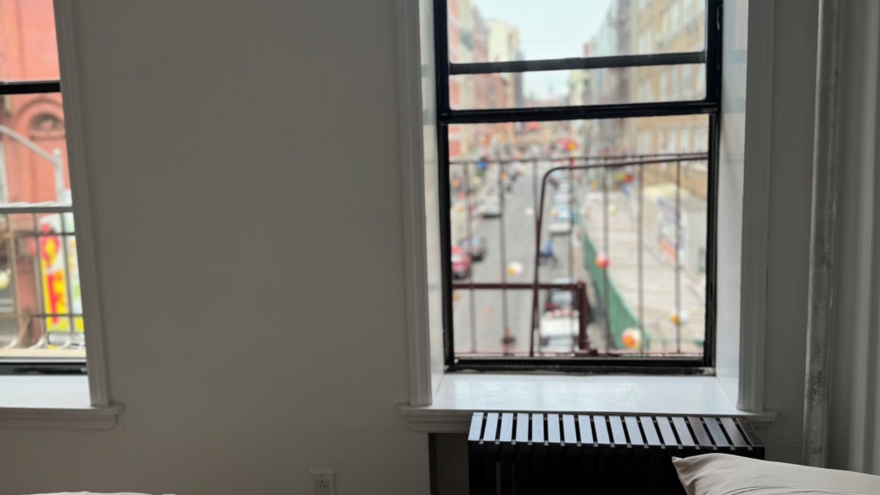 Photo of Bedroom in Chinatown