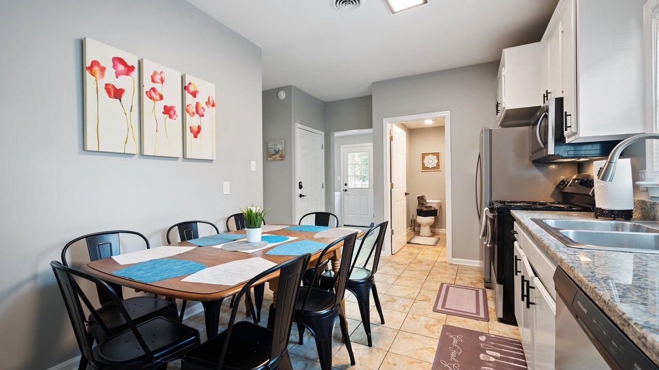 Photo of Kitchen in Buckroe Beach
