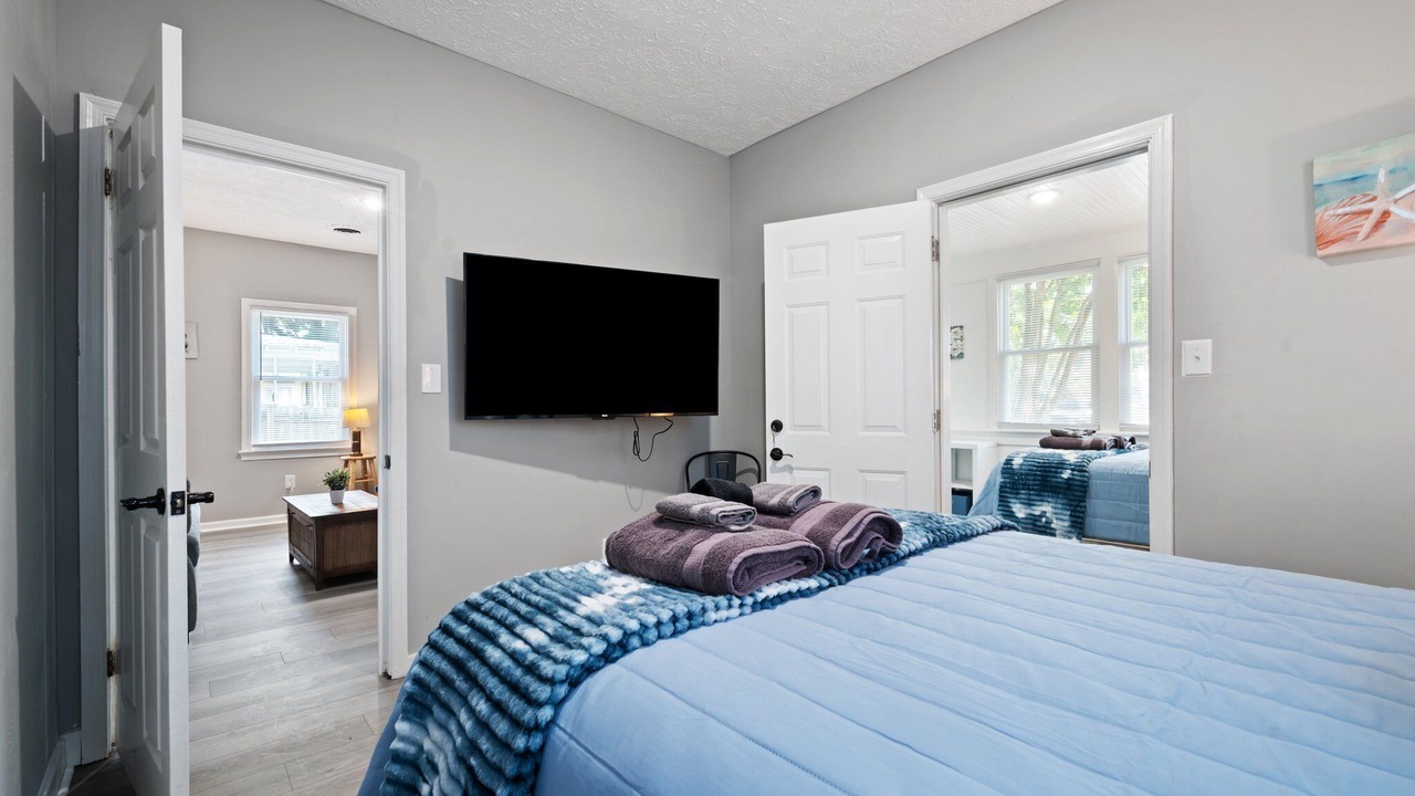 Photo of Bedroom in Buckroe Beach