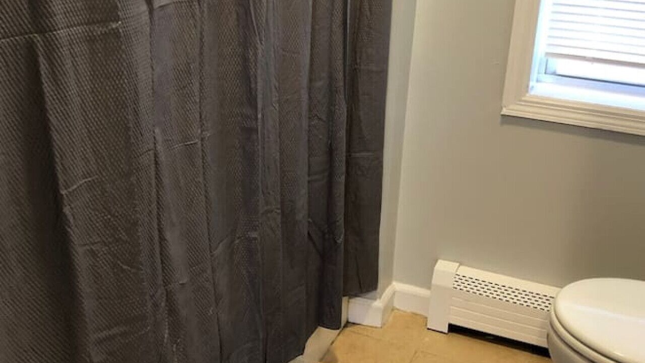 Photo of Bathroom in Linden