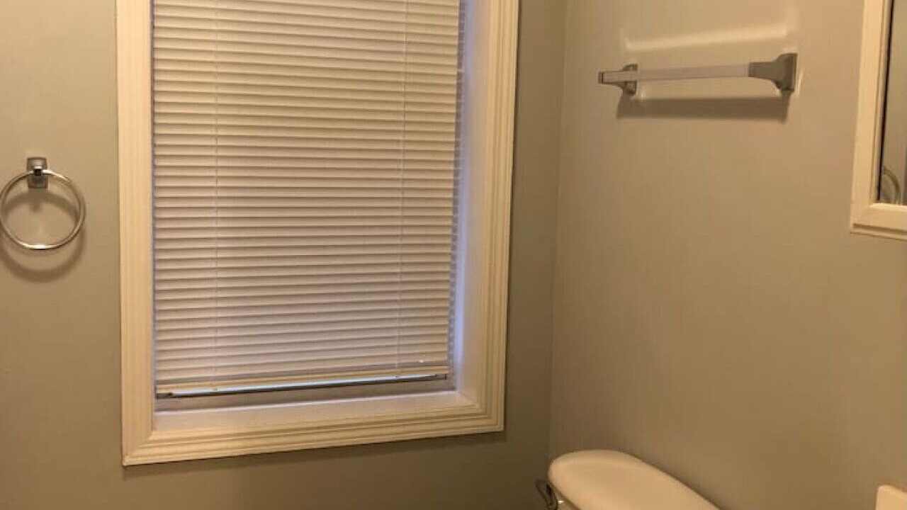 Photo of Bathroom in Linden