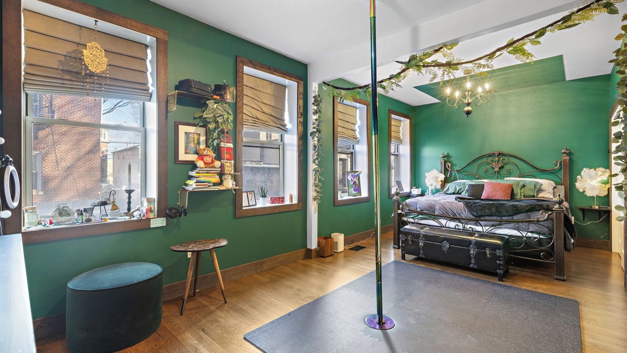 Photo of Bedroom in The Heights