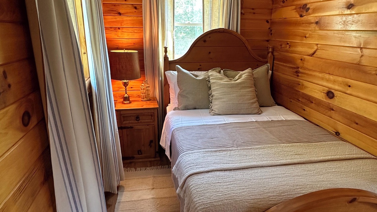 Photo of Bedroom in Middlesex