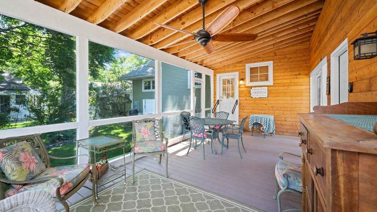 Photo of Outdoor in Lakeside