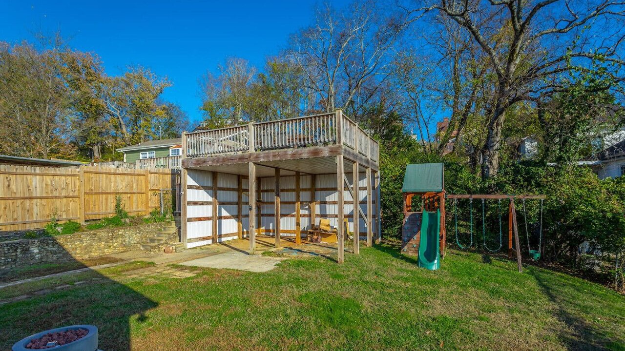 Photo of Outdoor in Northside