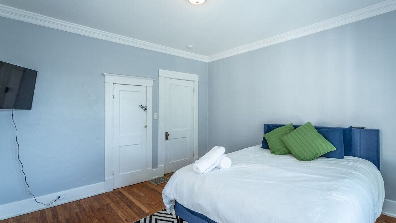 Photo of Bedroom in Northside