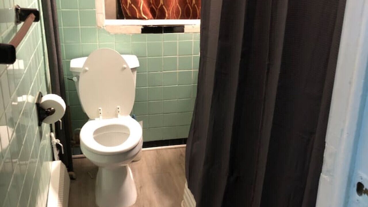 Photo of Bathroom in Union City
