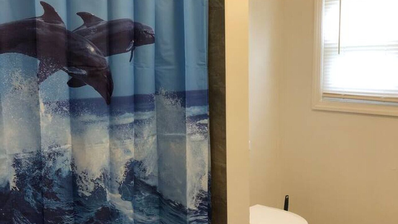 Photo of Bathroom in Weequahic