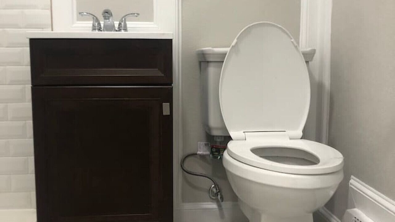 Photo of Bathroom in Union City