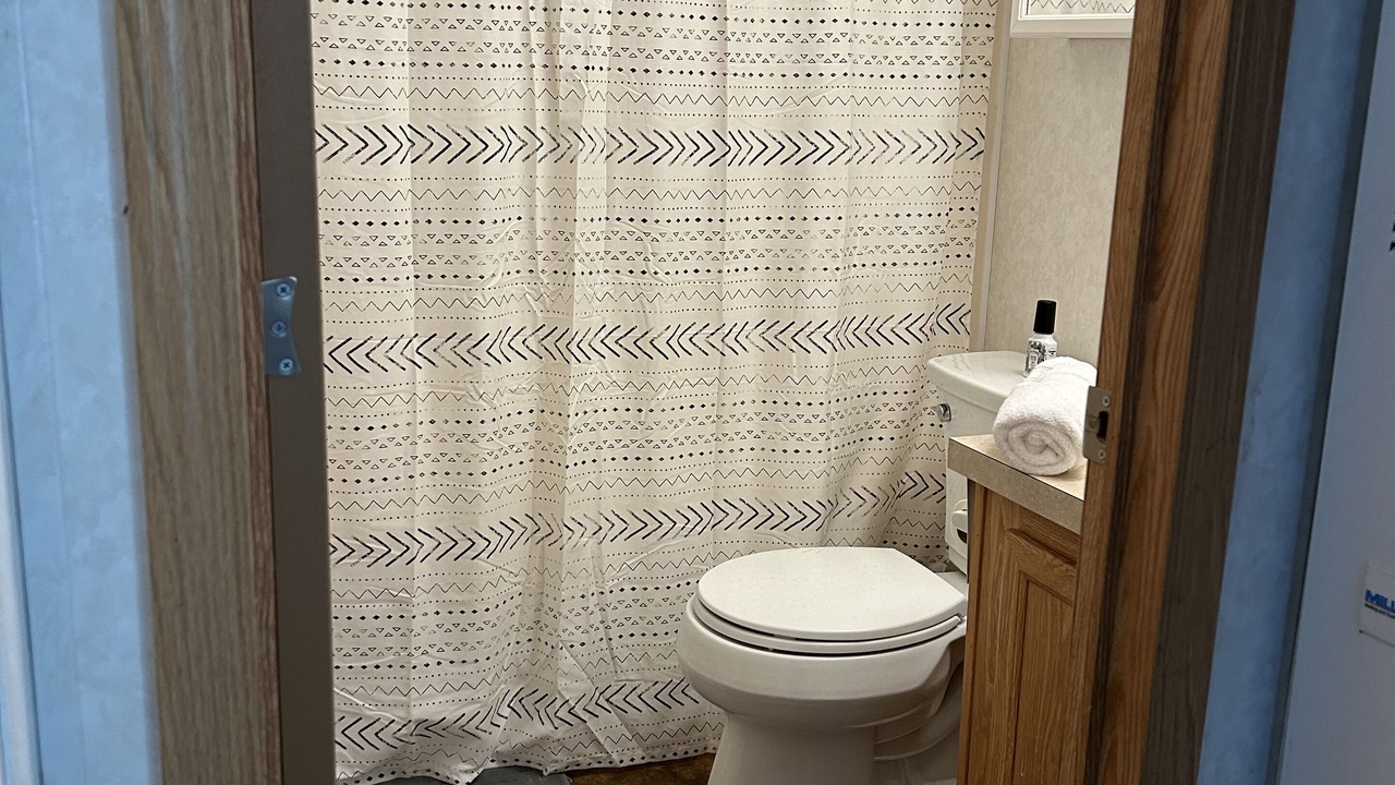Photo of Bathroom in Saxton