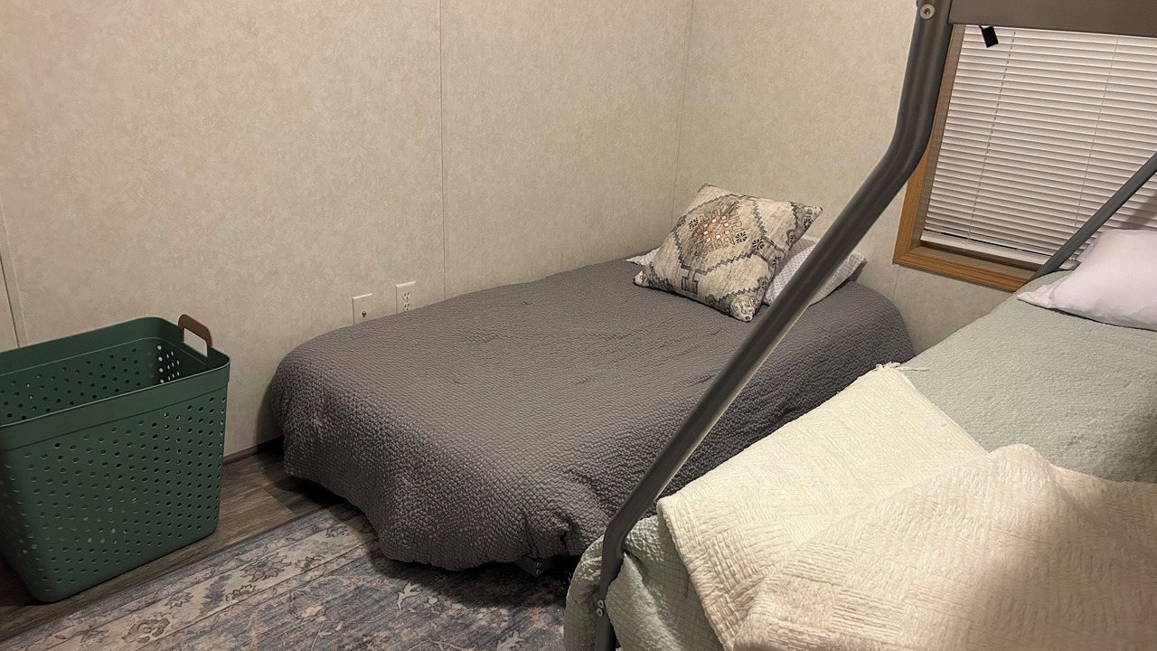 Photo of Bedroom in Saxton